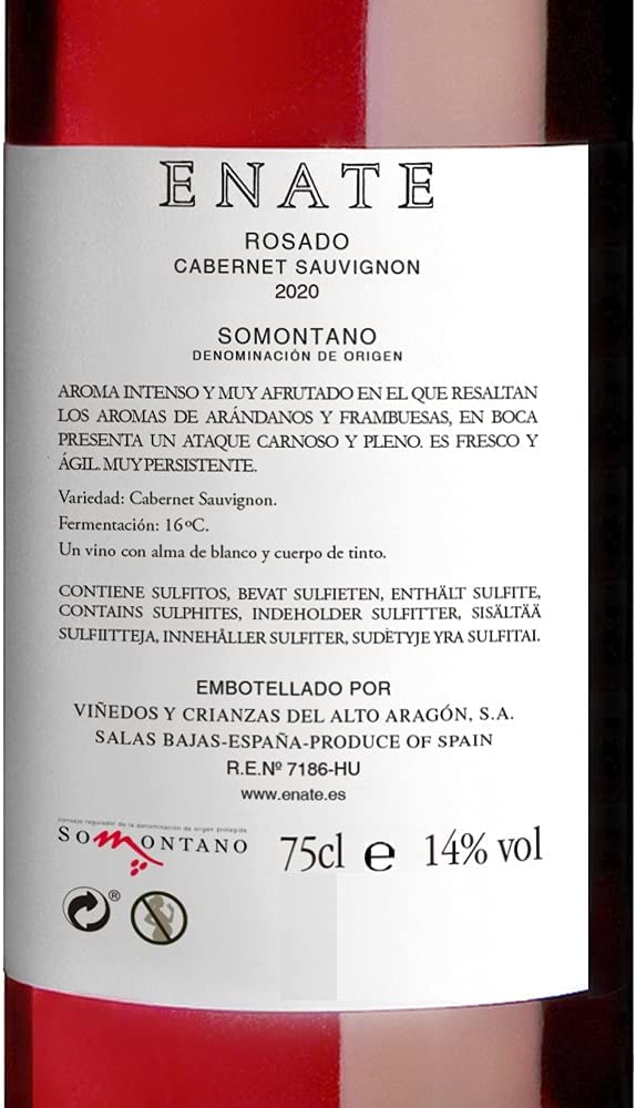 Quesos y vino rosado