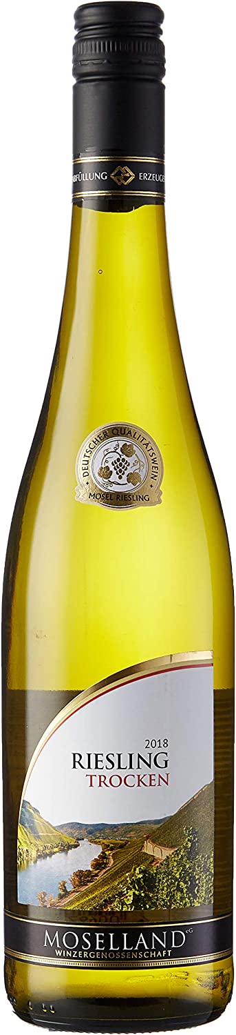 Quesos y vino blanco